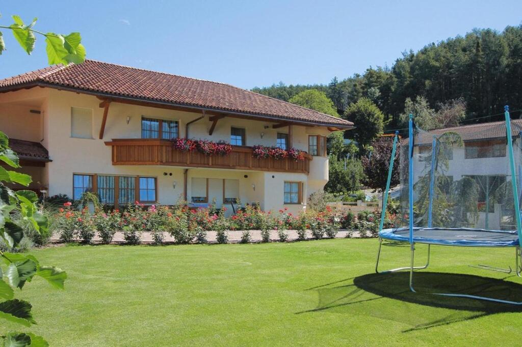 Apartment In Naz-Sciaves With Garden Natz-Schabs المظهر الخارجي الصورة