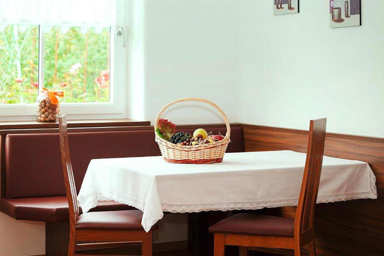 Apartment In Naz-Sciaves With Garden Natz-Schabs المظهر الخارجي الصورة