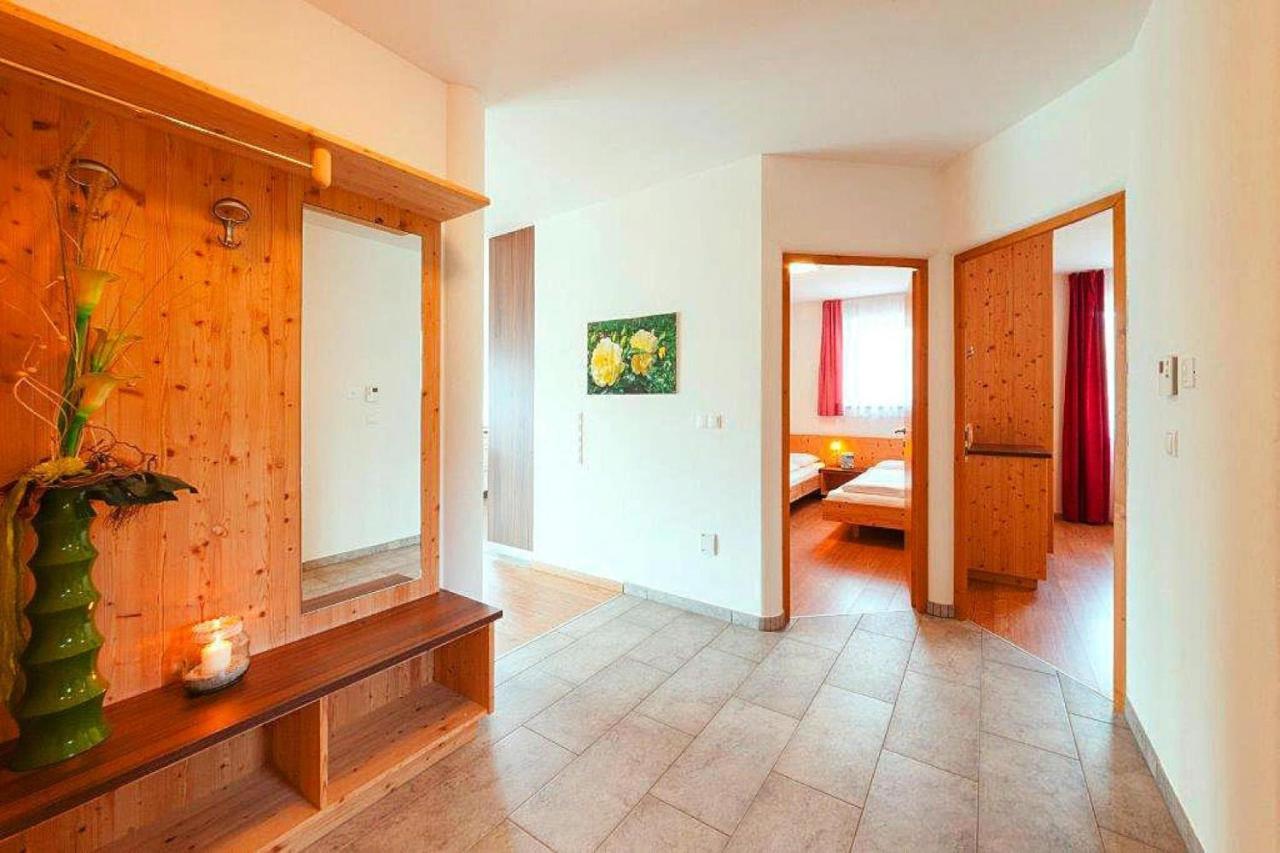 Apartment In Naz-Sciaves With Garden Natz-Schabs المظهر الخارجي الصورة