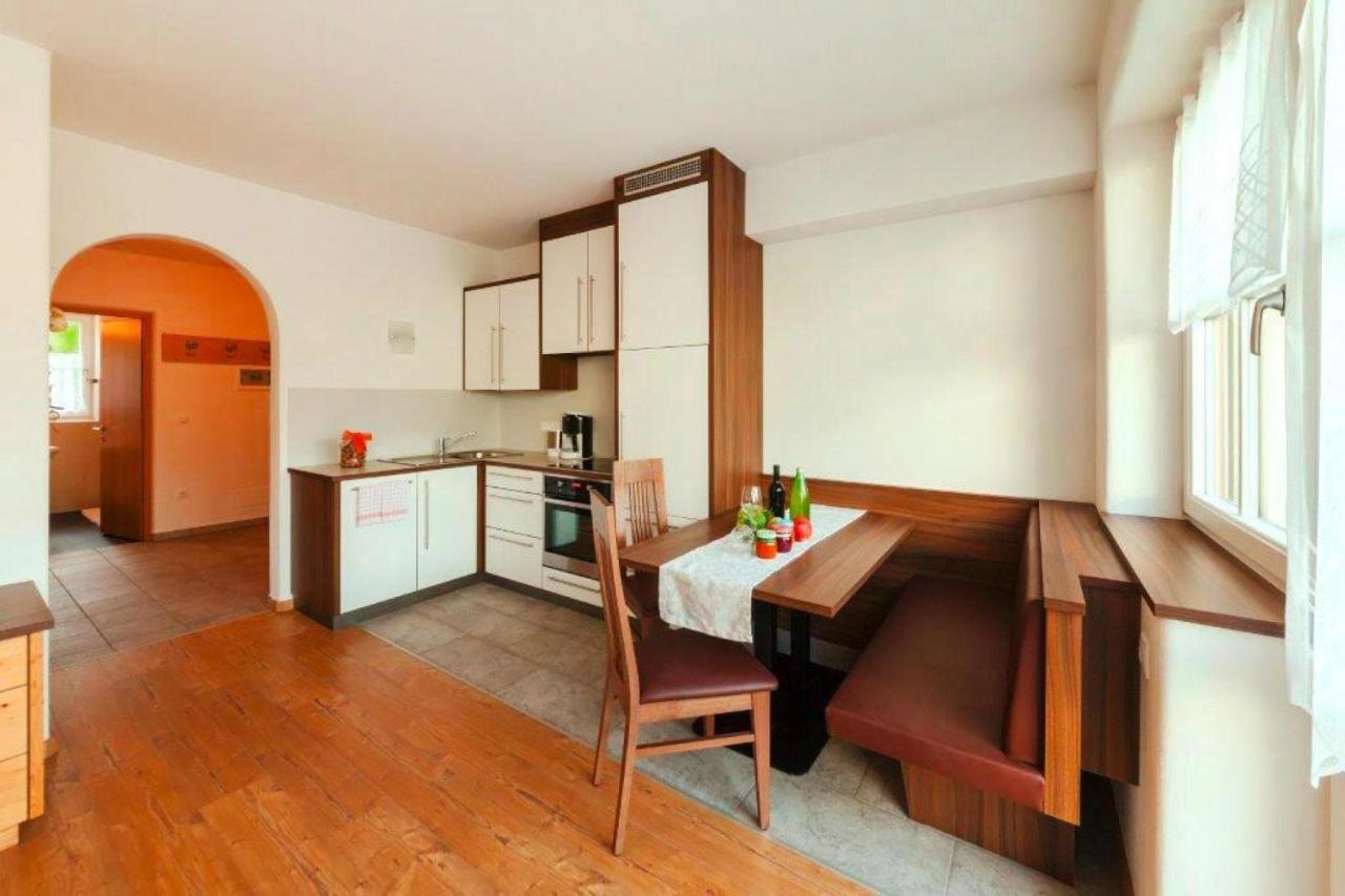 Apartment In Naz-Sciaves With Garden Natz-Schabs المظهر الخارجي الصورة