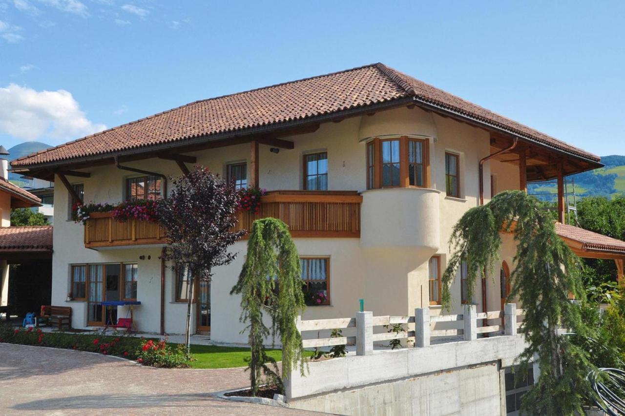Apartment In Naz-Sciaves With Garden Natz-Schabs المظهر الخارجي الصورة